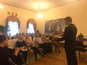 В Павловской гимназии прошёл городской семинар для специалистов города и района «Повышение качества образовательного процесса через смысловое чтение»